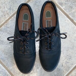 Easy Spirit Black Nubuck Sneaker